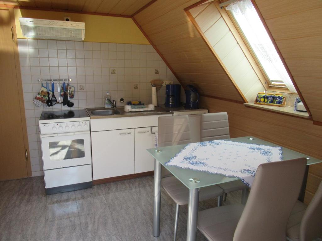 Ferienwohnung Sommer room 4